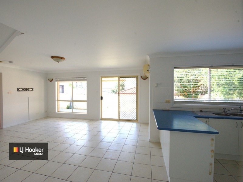 12 Dunalley Street, West Hoxton NSW 2171