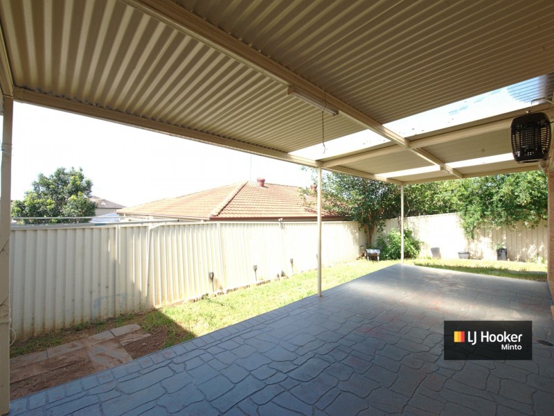 12 Dunalley Street, West Hoxton NSW 2171