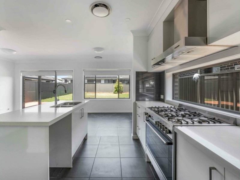 10 Mulumulung Street, Austral NSW 2179