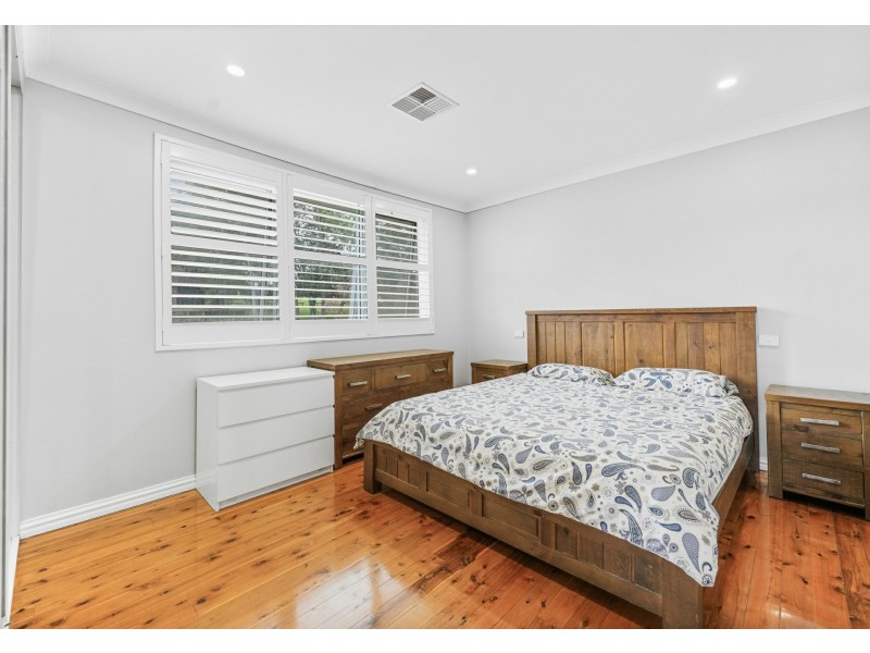 15 Warragamba Crescent, Leumeah NSW 2560