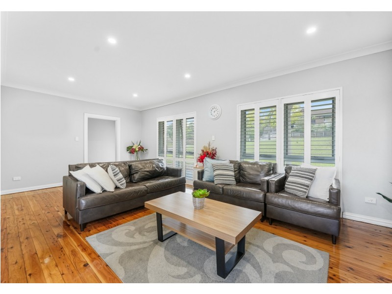 15 Warragamba Crescent, Leumeah NSW 2560