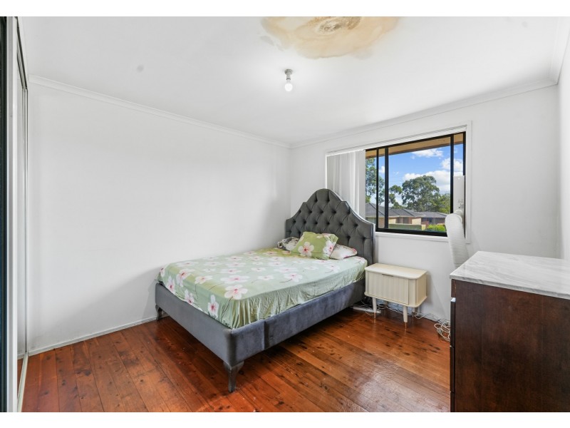 1 Emex Place, Macquarie Fields NSW 2564