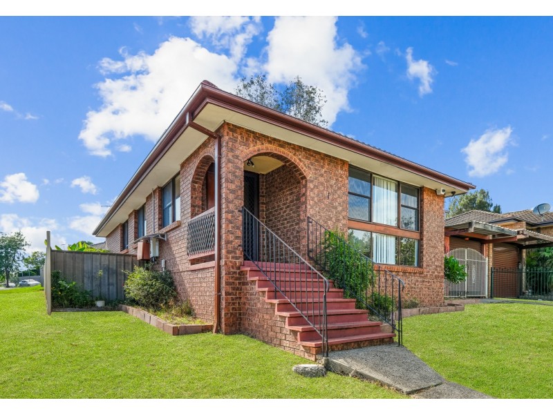 1 Emex Place, Macquarie Fields NSW 2564