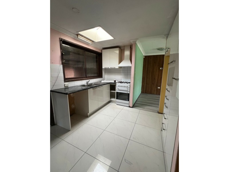 102 Durham Street, Minto NSW 2566