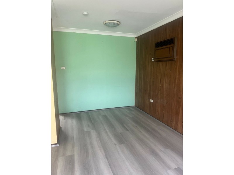 102 Durham Street, Minto NSW 2566