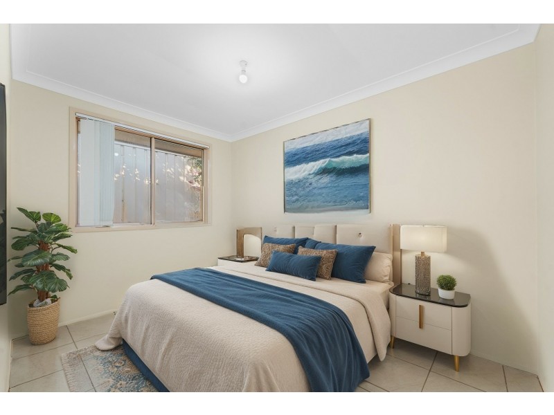 20 Styles Crescent, Minto NSW 2566