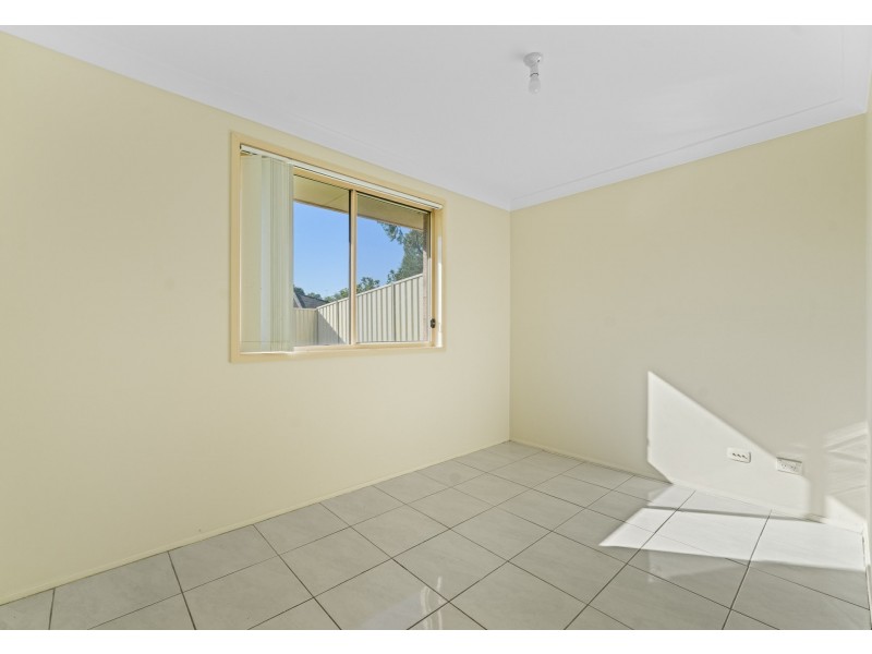 20 Styles Crescent, Minto NSW 2566