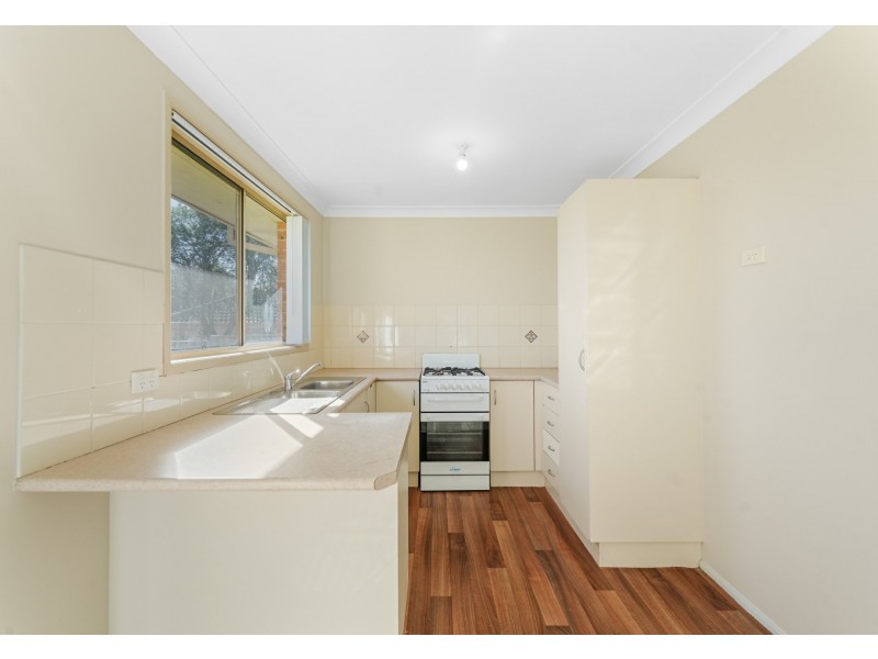 20 Styles Crescent, Minto NSW 2566