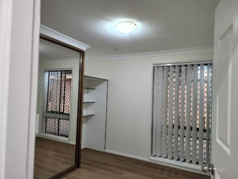 20 Edinburgh Crescent, St Andrews NSW 2566