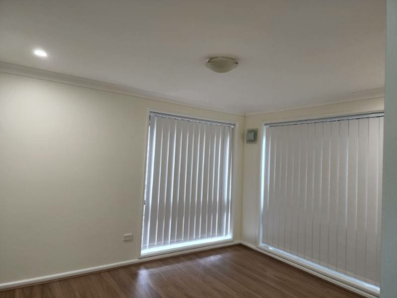 20 Edinburgh Crescent, St Andrews NSW 2566