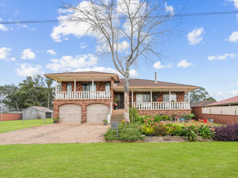 17 Mercedes Road, Ingleburn NSW 2565