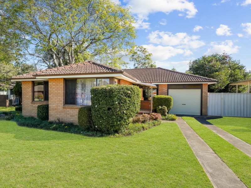 5 Tuglow Place, Leumeah NSW 2560