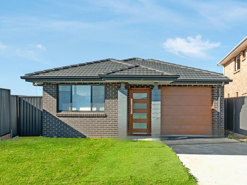 18 Leatherwood Ave, Leppington NSW 2179