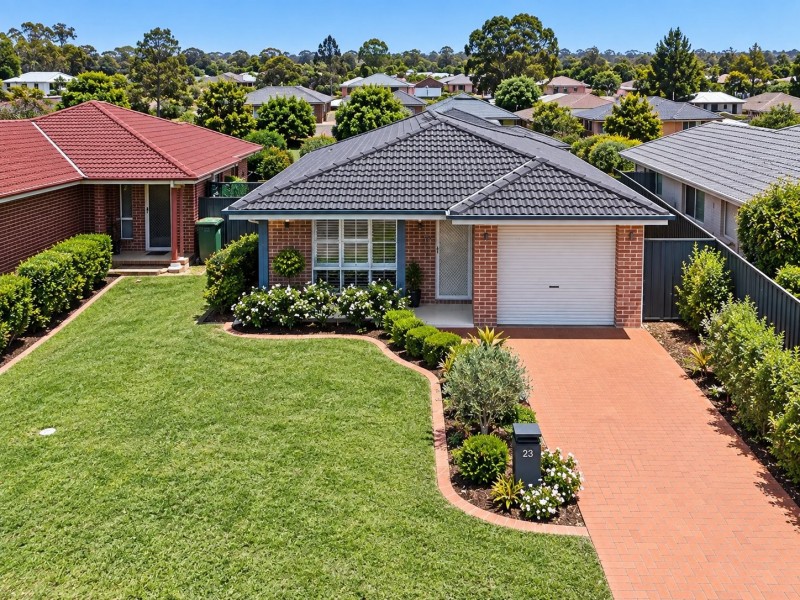 21 Webb Pl, Minto NSW 2566