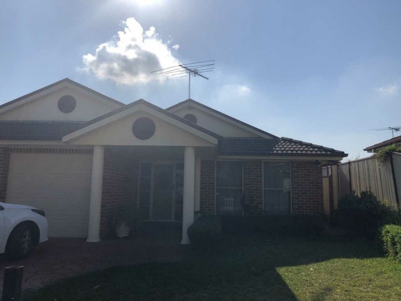 30 Ben Lomond Rd, Minto NSW 2566