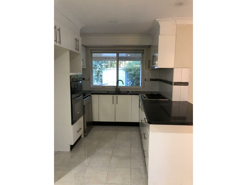 79 Stromeferry Cres, St Andrews NSW 2566