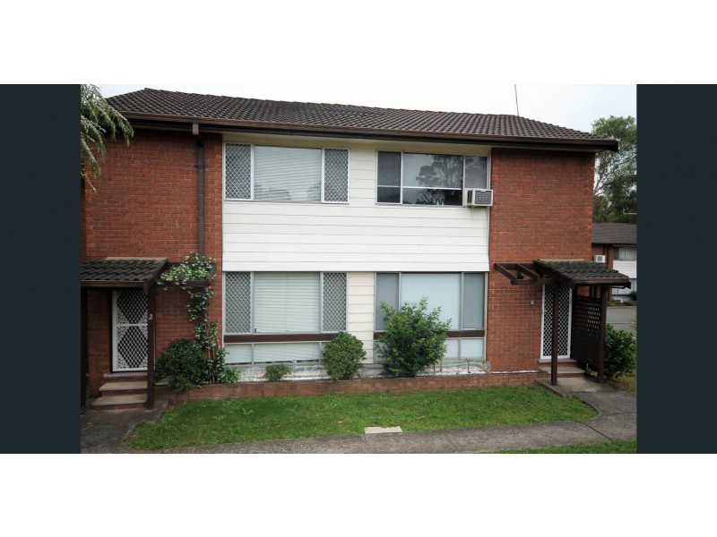 Unit 1/18 Westmoreland Rd, Minto NSW 2566