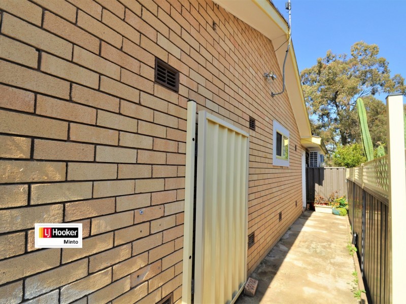 64A Bainbridge Ave, Ingleburn NSW 2565