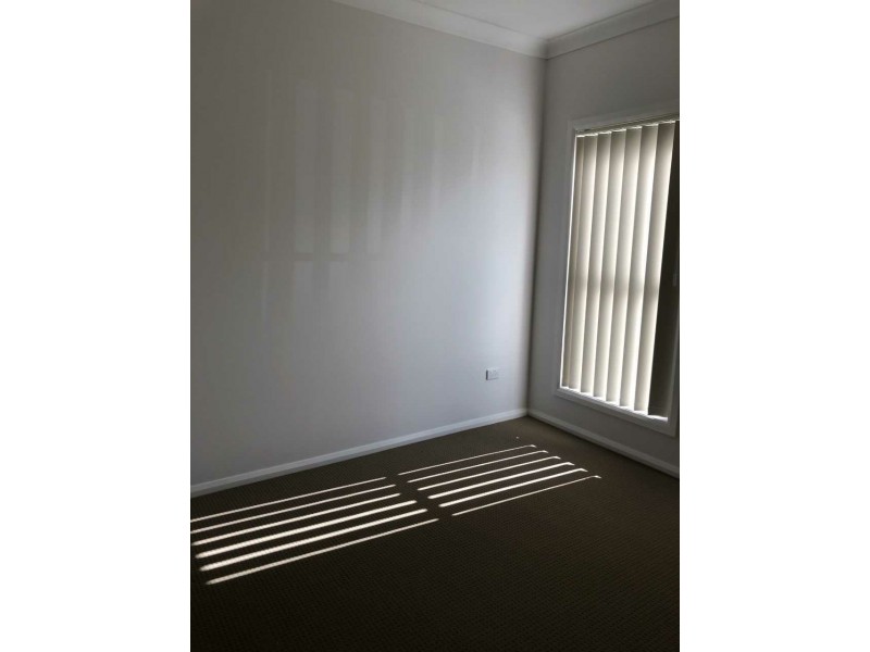 107A Parliament Rd, Macquarie Fields NSW 2564