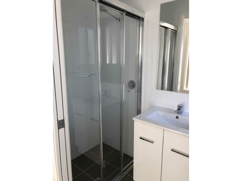 107A Parliament Rd, Macquarie Fields NSW 2564