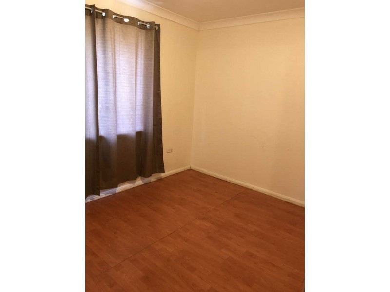 107B Parliament Rd, Macquarie Fields NSW 2564