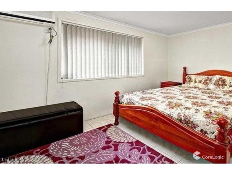 5 Buttercup Street, Macquarie Fields NSW 2564