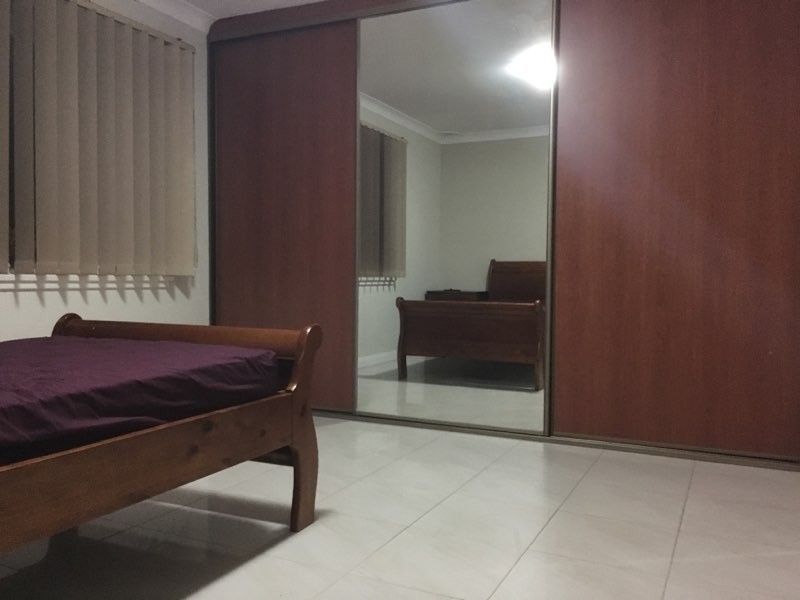 18 Dennis Street, Greystanes NSW 2145