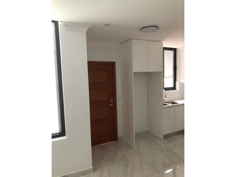 129 King Georges Rd, Wiley Park NSW 2195