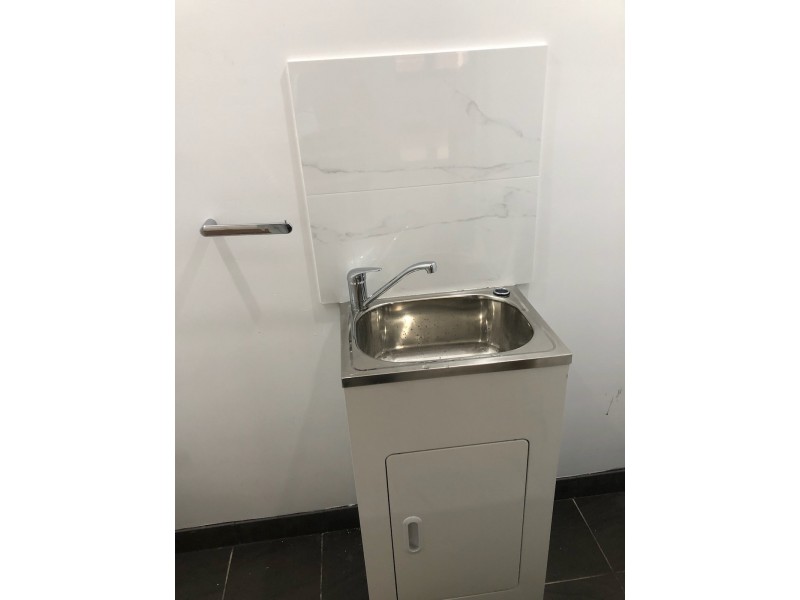 129 King Georges Rd, Wiley Park NSW 2195