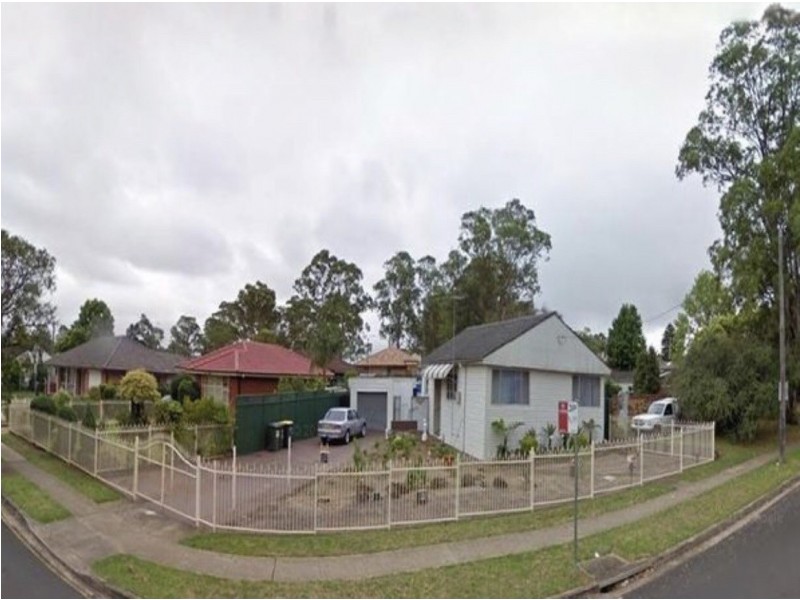 22 Trafalgar Street, Glenfield NSW 2167