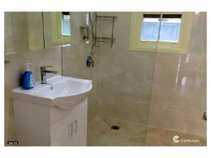 22 Trafalgar Street, Glenfield NSW 2167