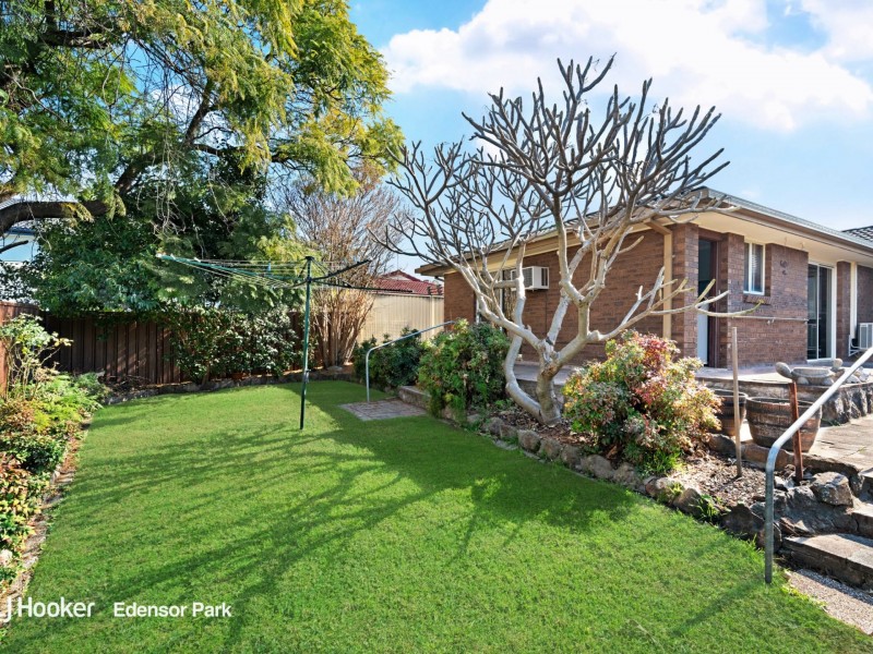 8 Evers Close, Edensor Park NSW 2176