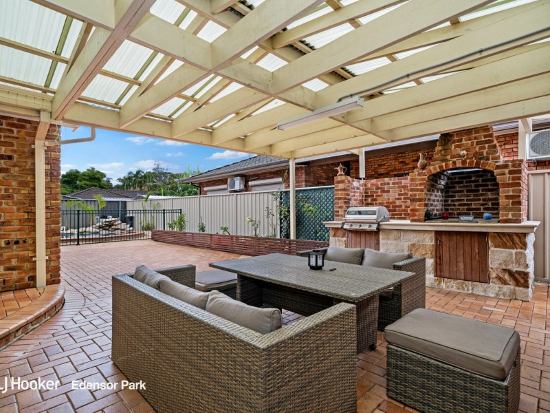 13 Moonlight Road, Prairiewood NSW 2176