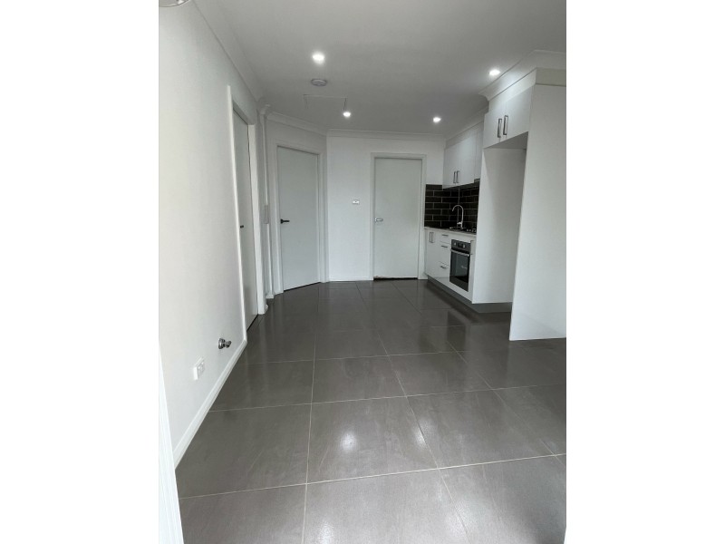 19a Lismore Street, Hoxton Park NSW 2171