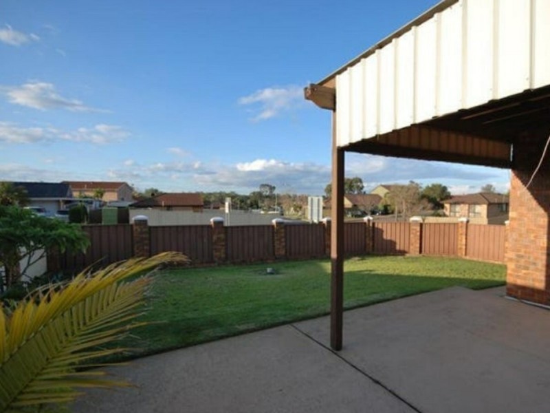 Edensor Park NSW 2176