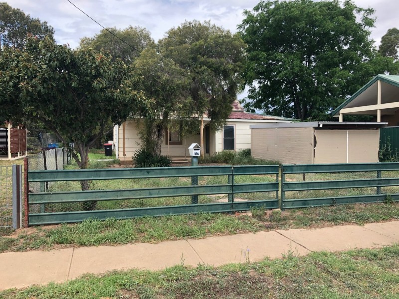17 Munnell Street, Gulargambone NSW 2828