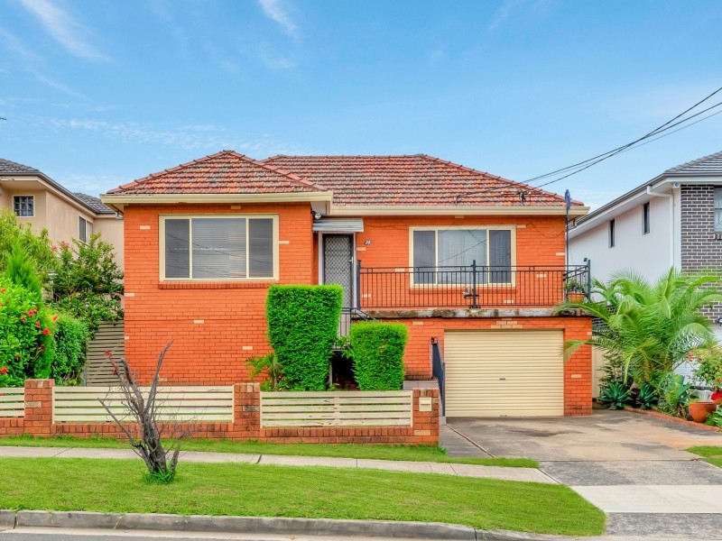 20 Codrington Street, Fairfield NSW 2165