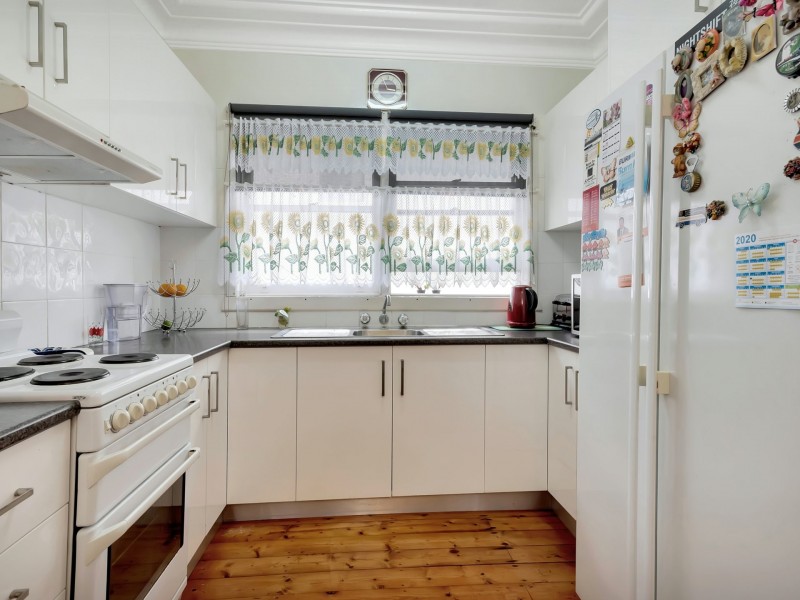 20 Codrington Street, Fairfield NSW 2165