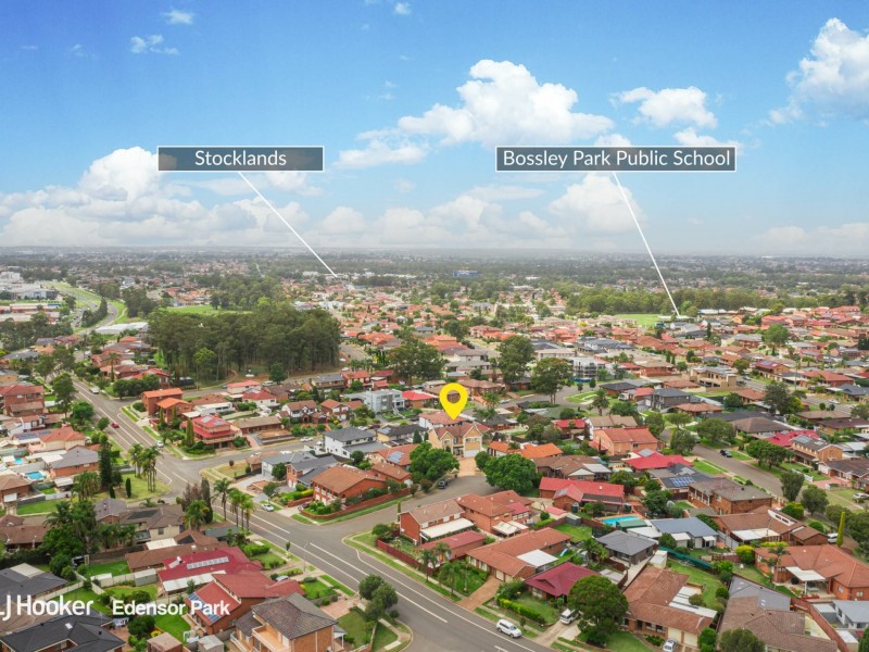 2 Ord Close, Bossley Park NSW 2176