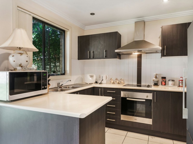 4/4-6 Blackwood Ave., Casula NSW 2170