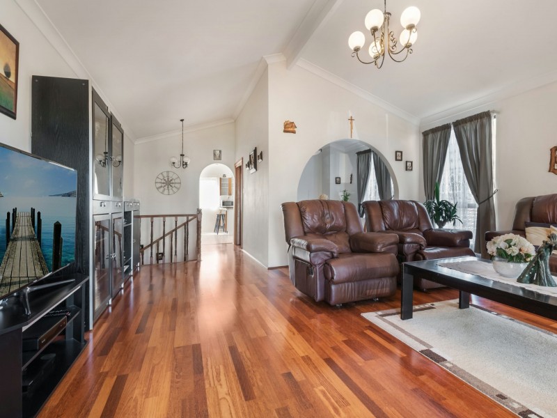 Edensor Park NSW 2176