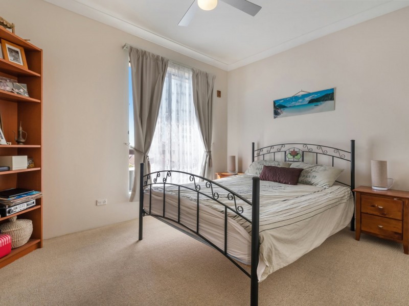 Edensor Park NSW 2176