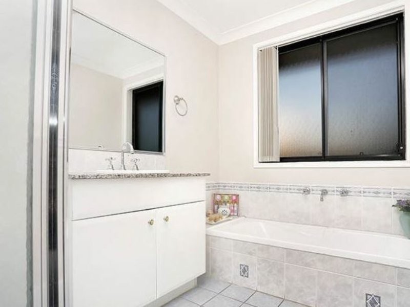 Bossley Park NSW 2176