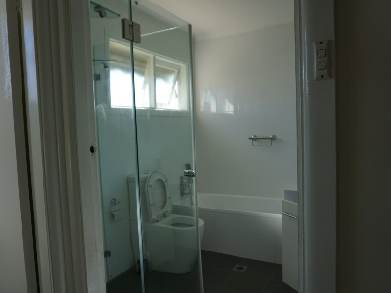 2 Lang Street, Smithfield NSW 2164