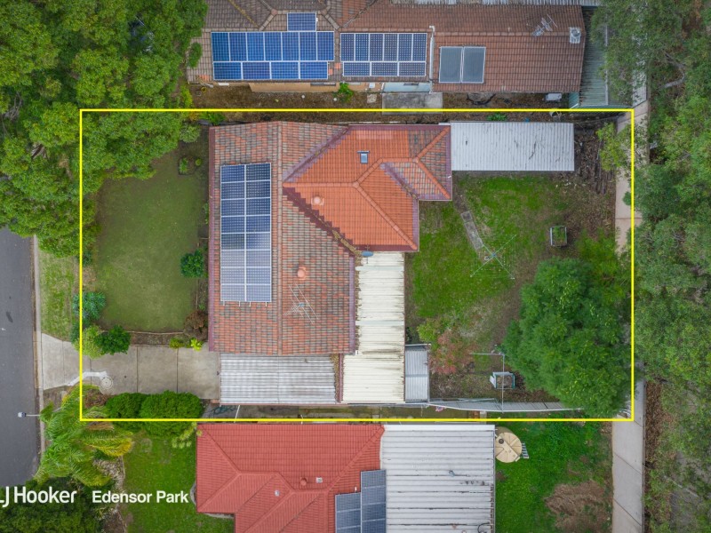 13 Glen Elgin Crescent, Edensor Park NSW 2176