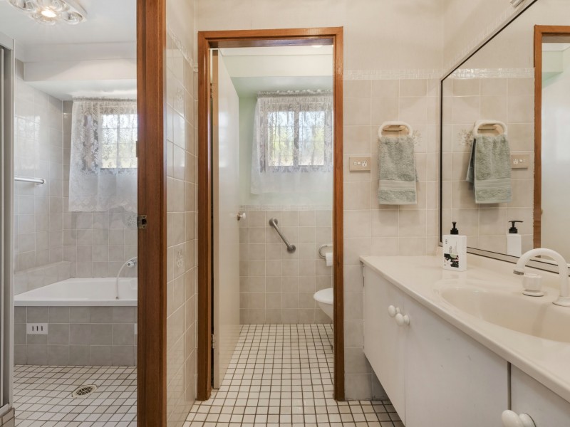 Greenfield Park NSW 2176