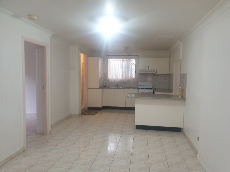 10A Moorehouse Crescent, Edensor Park NSW 2176