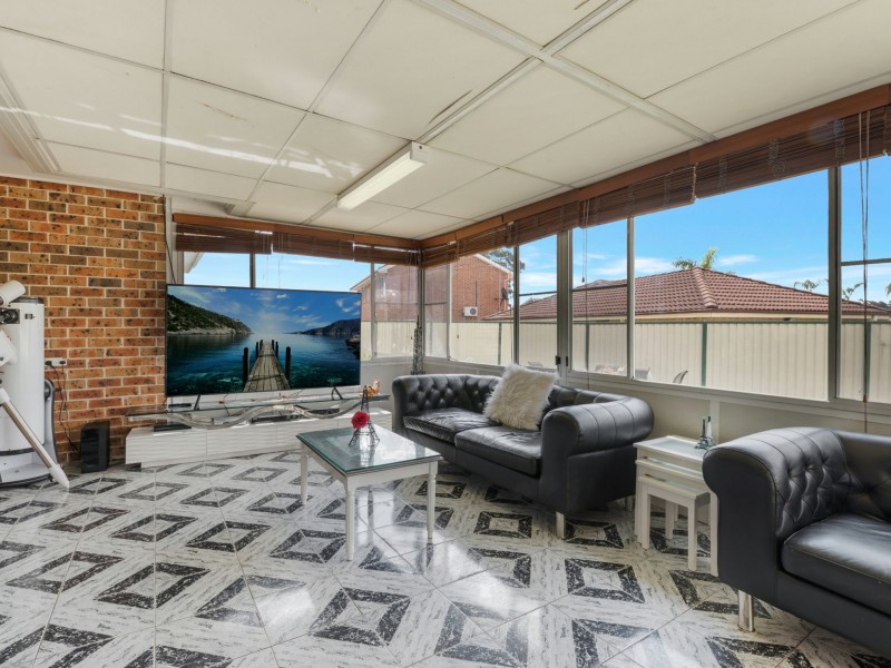5 Raco Close, Edensor Park NSW 2176