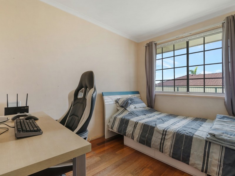 5 Raco Close, Edensor Park NSW 2176