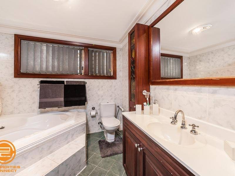 4 Triten Avenue, Greenfield Park NSW 2176